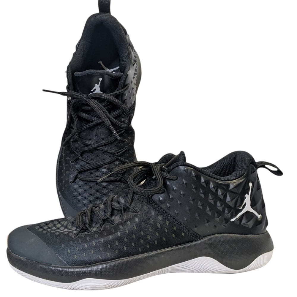 #45 Men's Jordan Extra Fly basketball shoe anthracite white/black size 9